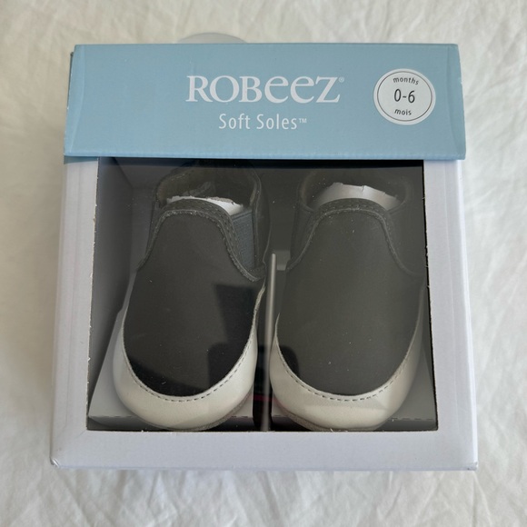 Robeez Other - Robeez 0-6 Months Leather Soft Sole Shoes
